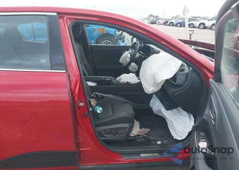 2024 Toyota Crown Xle из США, поврежденный, VIN JTDAAAAF9R3026053